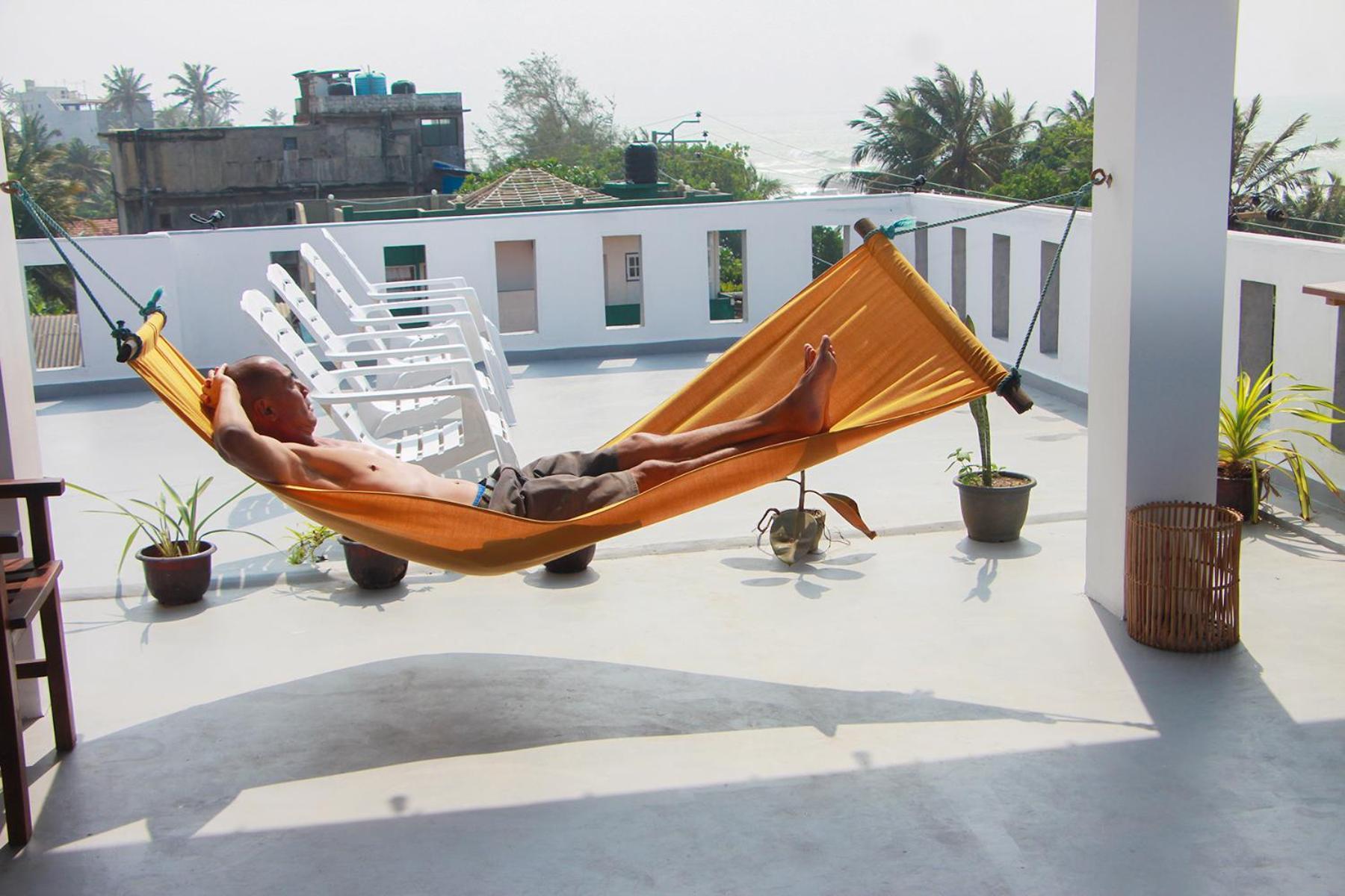 Shehara Sun Surf Lodge Midigama East Exteriör bild