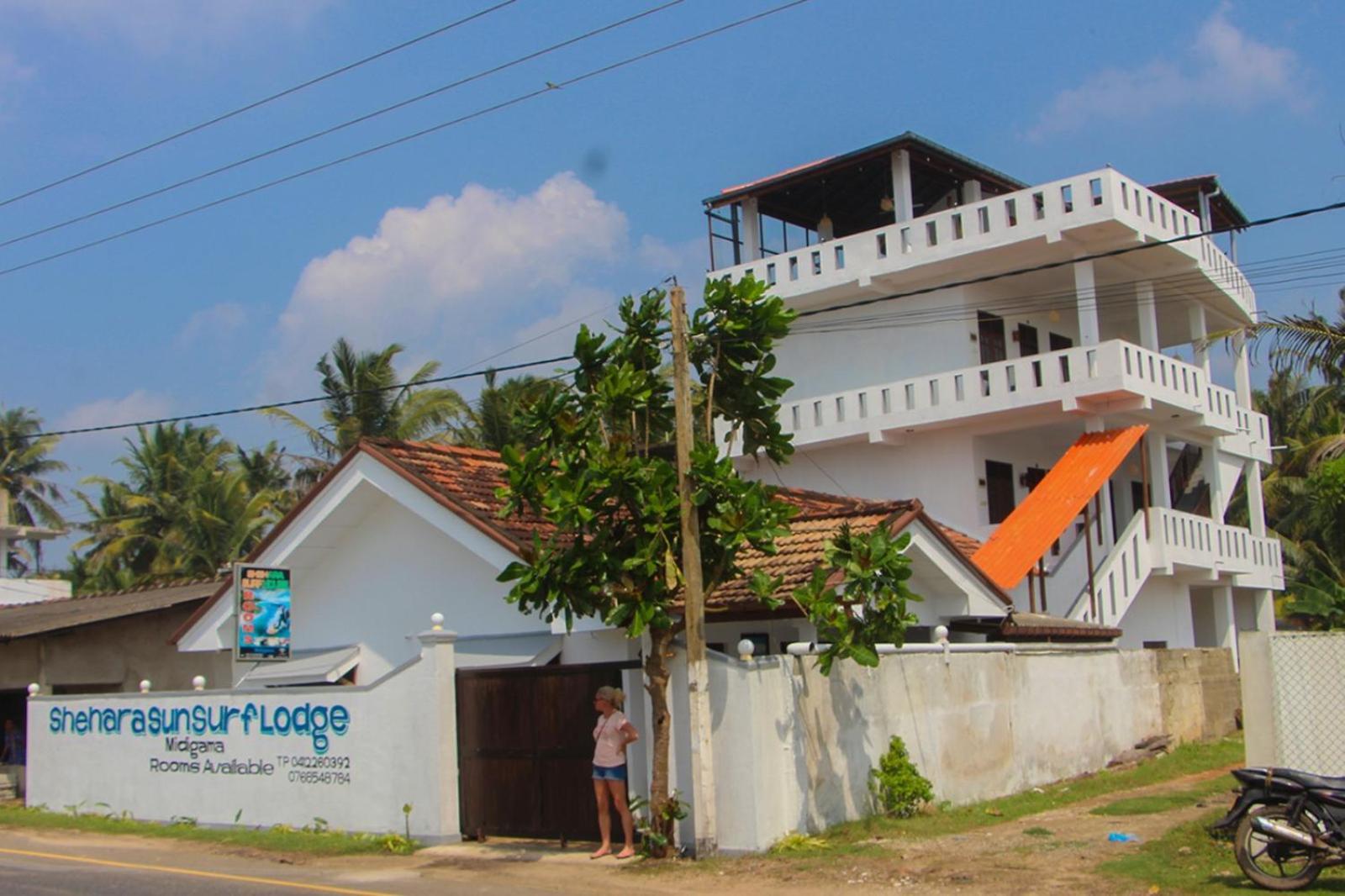 Shehara Sun Surf Lodge Midigama East Exteriör bild