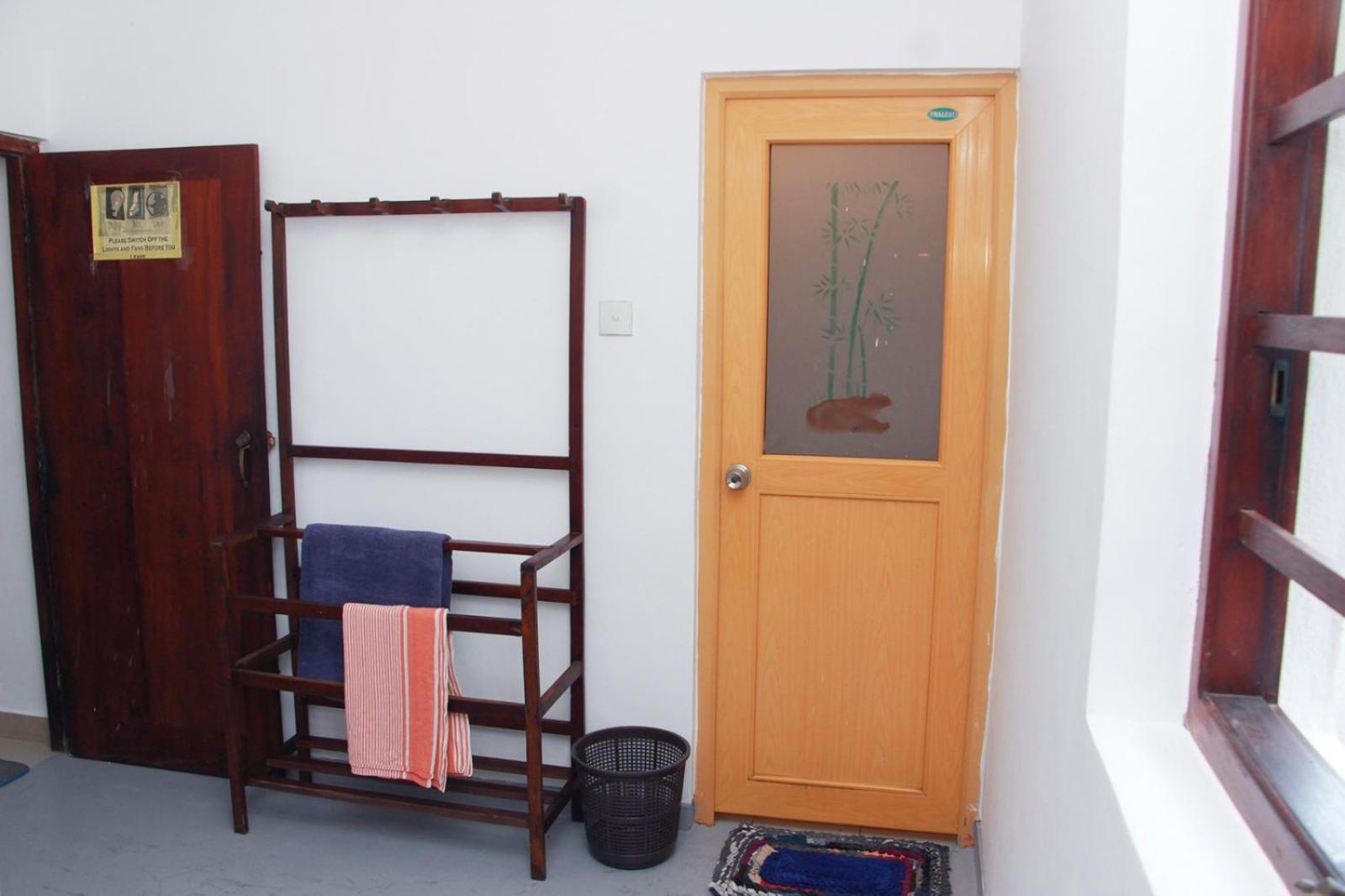 Shehara Sun Surf Lodge Midigama East Exteriör bild